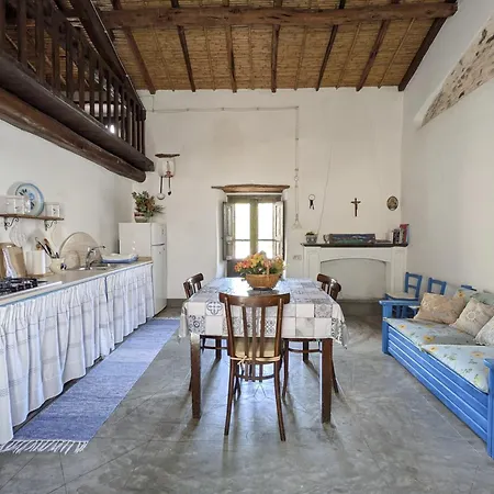 Holiday home Domo Sedda *